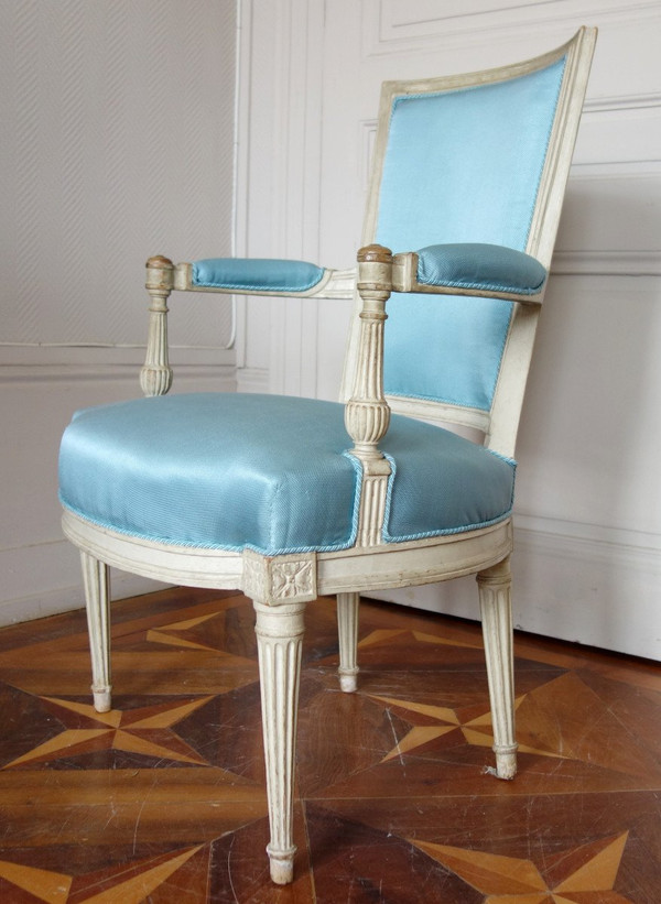 Pair De Fauteuils Cabriolets d'époque Louis XVI Canetillé De Soie Bleu