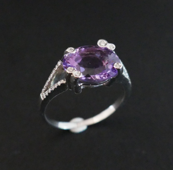 Amethyst And Diamond Ring, 18 Carat White Gold.