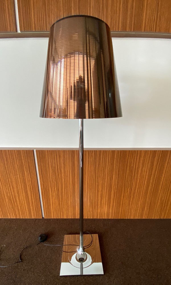 Lampada da terra K Tribe F3 Philippe Starck per Flos -