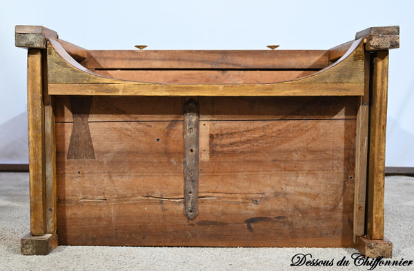 Small Property Chest of Drawers in Walnut, Directoire Period – Early 19th Century