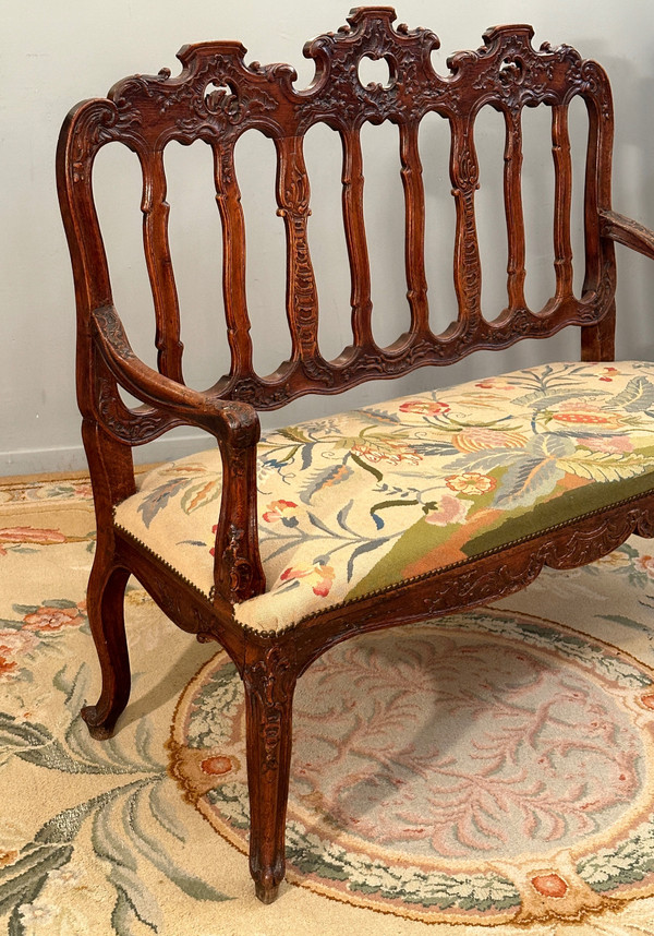 Regency Period Molded and Carved Wood Bench Circa 1720