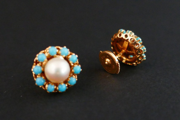 Pearl and Turquoise Earrings, 18-carat gold.