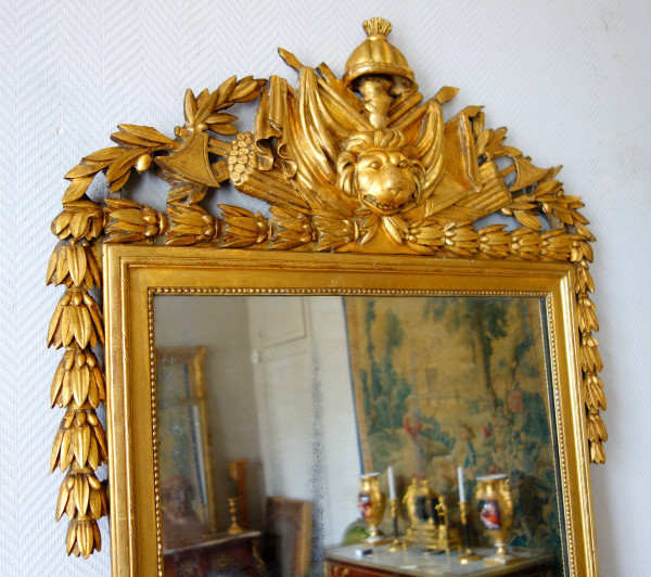 Grand Miroir Aux Attributs d'Hercule - Carved and gilded wood - Louis XVI period