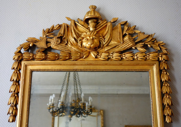 Grand Miroir Aux Attributs d'Hercule - Carved and gilded wood - Louis XVI period