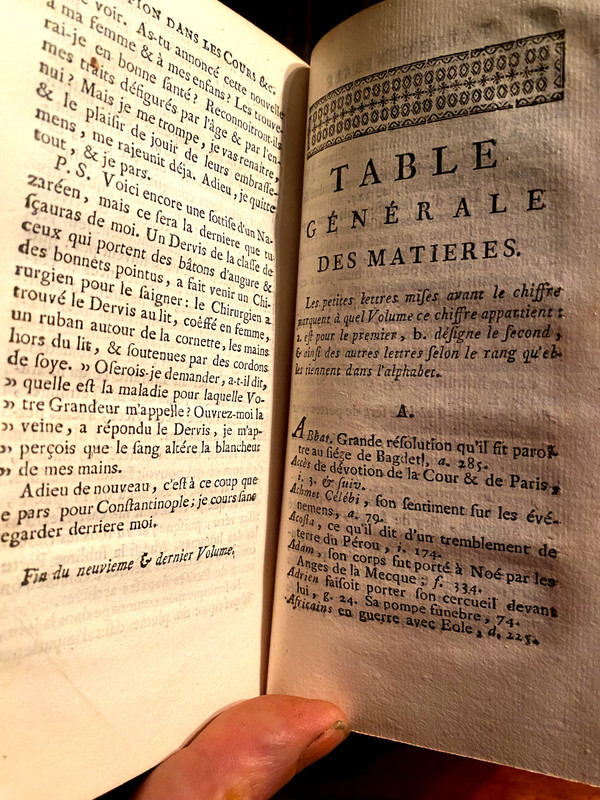 7 wunderschöne Bände in 12. In Amsterdam 1756: „Der Spion an den Höfen christlicher Fürsten“, wo Memoiren zur Geschichte dieses Jahrhunderts dienen