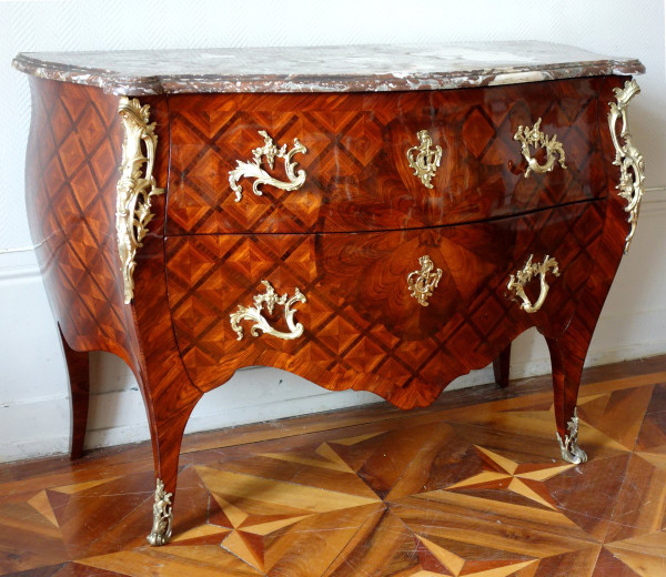 Louis XV Violet Wood Marquetry Chest Of Drawers