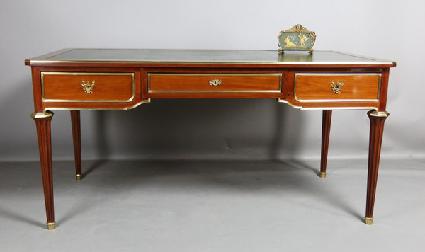 Louis XVI desk