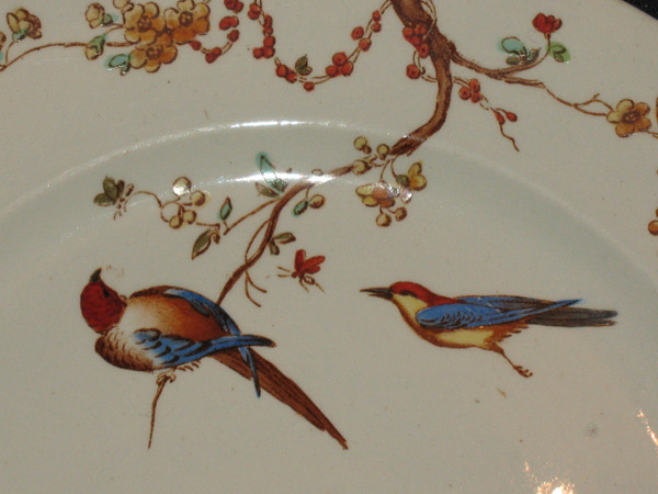 Service de table en faïence fine de Bordeaux décor Nella avec fleurs et oiseaux époque 19ème