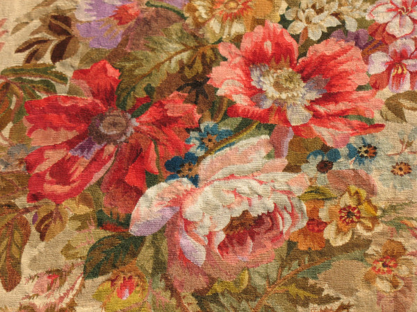 Large Aubusson tapestry with polychrome floral decoration, 19th century