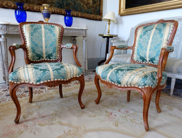 Suite De 4 Fauteuils Cabriolets d'époque Louis XV En Bois Naturel, Soierie Verte - 18th century