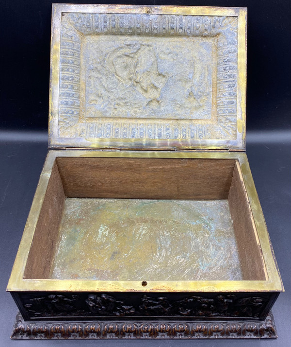 NINETEENTH CENTURY BOX