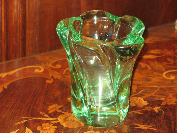 Torso-shaped green Daum crystal vase signed 20th century