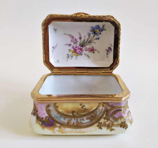 Antique Hand Painted Porcelain Jewelry Box