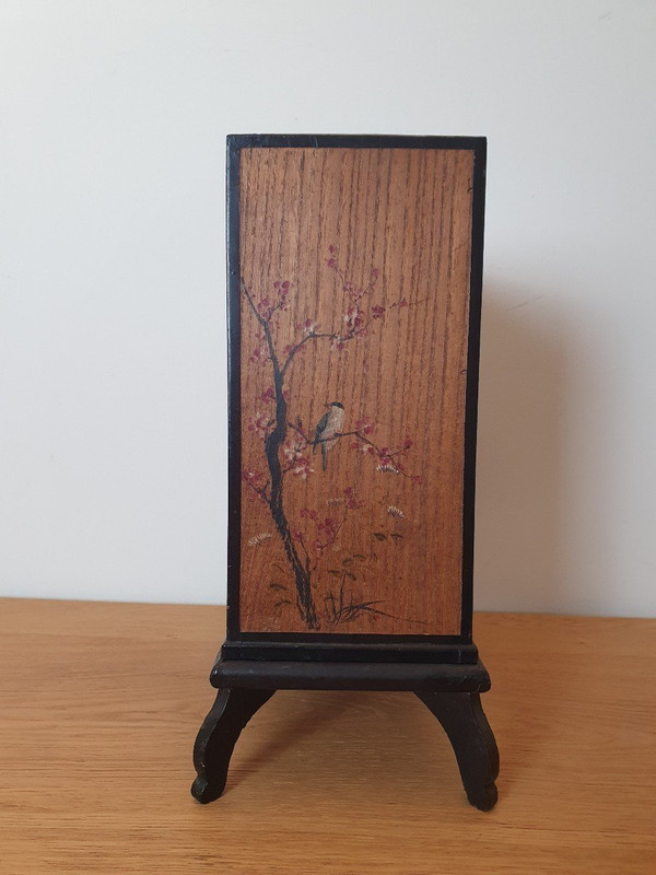 Japon , Petit Cabinet , Bois Et Laque , Début XX°.