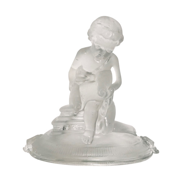 Allegory of knowledge in crystal from the house of Baccarat stamped