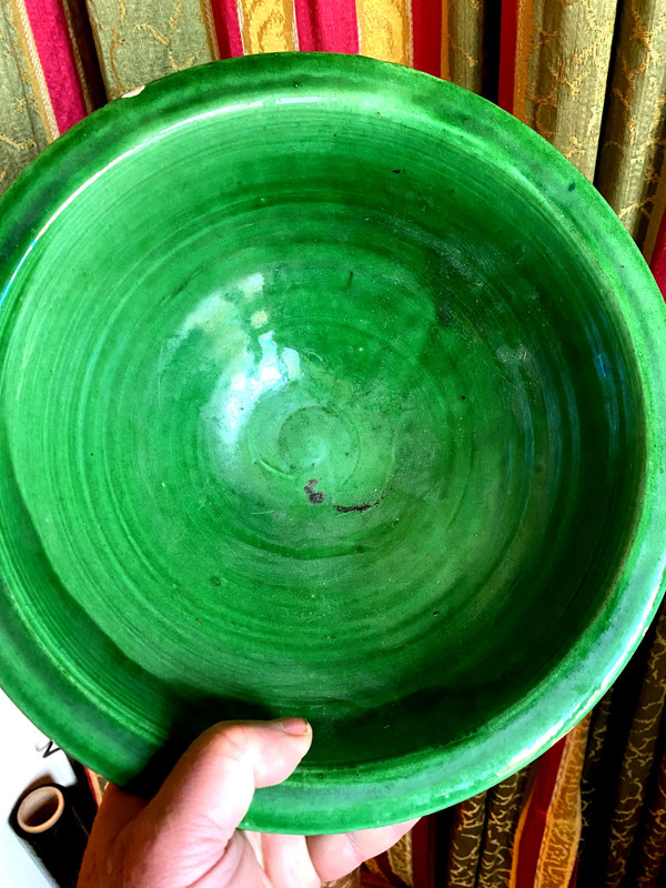 Generous raw green enameled Uzès earthenware bowl on pedestal from the end of the 19th century