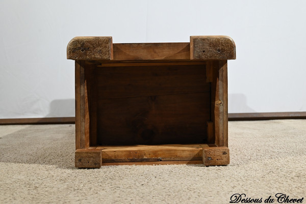 Bedside table in solid cherry and veneer – 1900