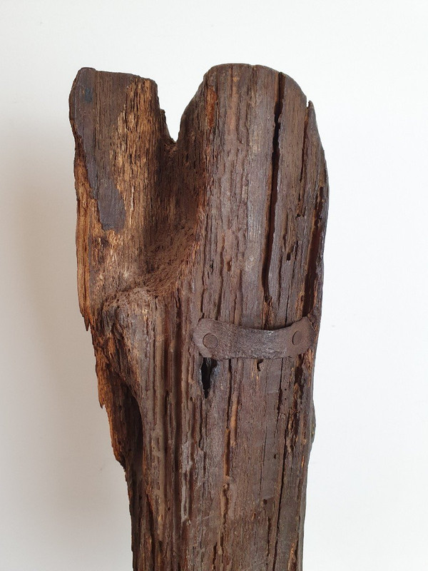 Nackte Frau, Holzskulptur, 18. Jahrhundert oder früher.