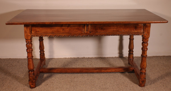 Spanish Renaissance Desk In Walnut-17th Century