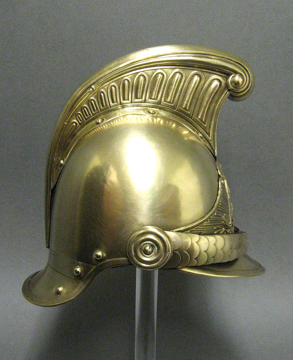 Feuerwehrhelm aus der Gemeinde Chevrière, Typ 1855, Zweites Kaiserreich.