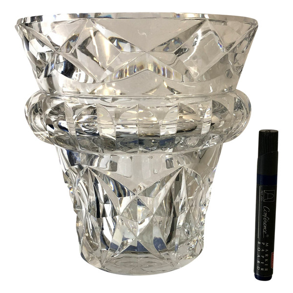 Large and heavy cut crystal vase stamped BACCARAT 24 cm