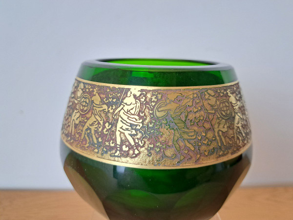 Vaso , Moser, Karlsbad, vetro e oro. Circa 1920.