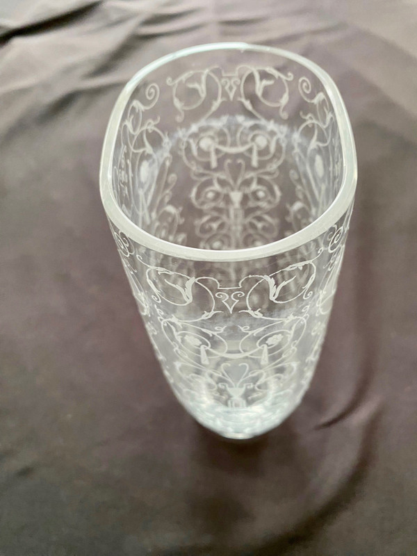 Michel Ange Baccarat vase