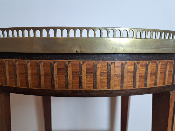 Table De Salon , Marqueterie, Louis XVI/directoire , Marbre , XVIIIième Siècle.