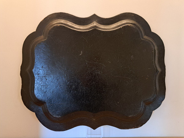 Large Tray , Burgundy decor, Boiled cardboard, England , XIX°.