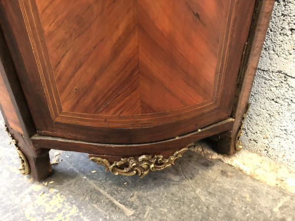 Small Louis XV corner cabinet, 18th century