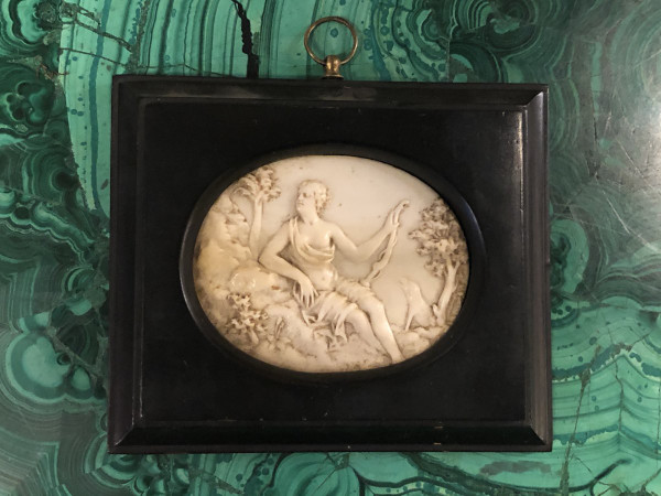 Miniature In Carved Ivory, 19th Century - Diana the Huntress.