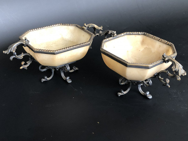 Pair Of Yellow Agate Cups Mounted In Gilded Silver - 19th century