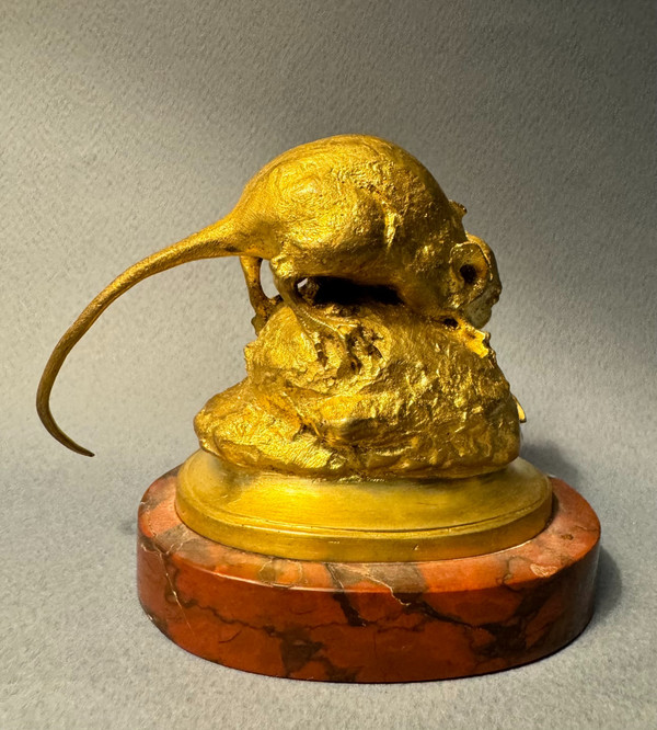 Gilt bronze sculpture "Mouse with fly" T. HINGRE