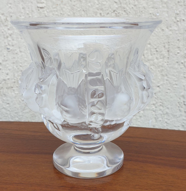 Lalique France, Dampierre Vase, 20th Century