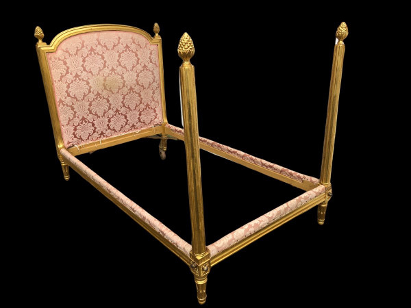 Louis XVI Period Bed In Golden Wood - 18th Century