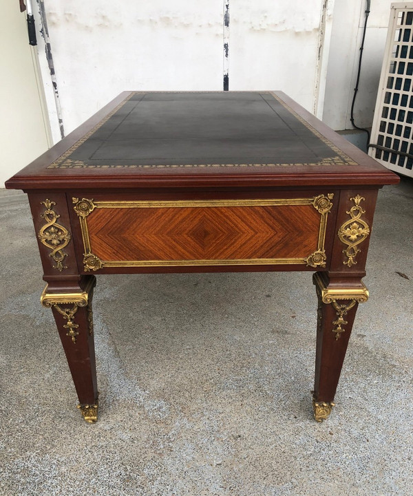 Flacher Schreibtisch im Louis XIV-Stil im Napoleon III-Stil, hergestellt von Krieger Faubourg Saint Antoine um 1850