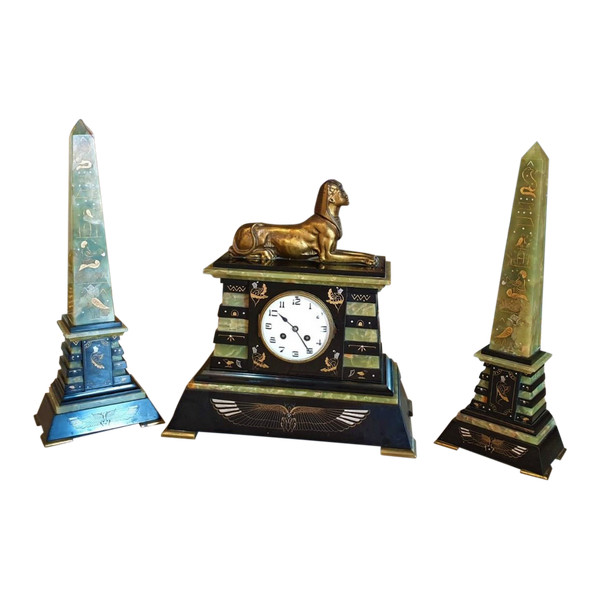 *Offre spéciale  * Garniture Egyptomanie, En Marbre Et Onyx, XIXème Siècle