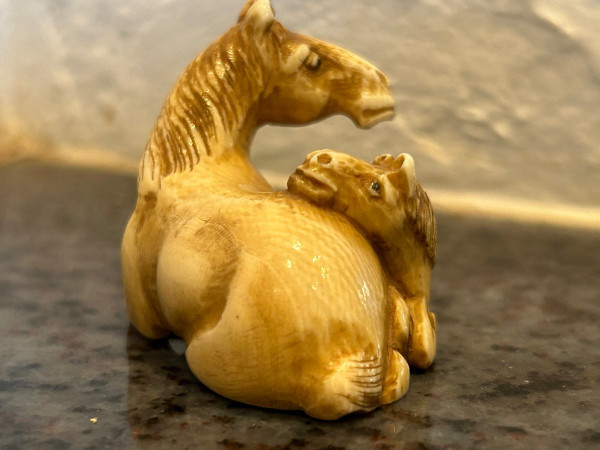 Netsuke - Okimono Chevaux Ivoire Début XIXéme Siècle