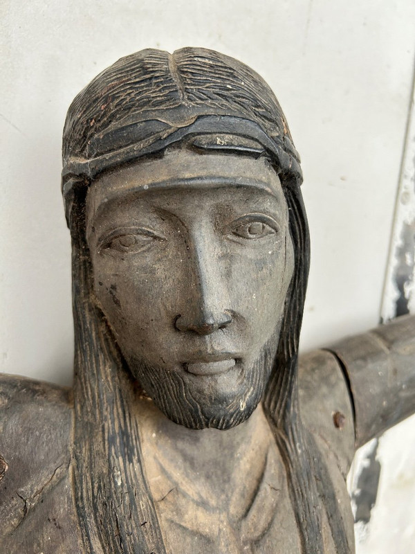 Grand Christ En Bois Sculpté - Amérique Du Sud Vers 1940-50  H 134 Cm