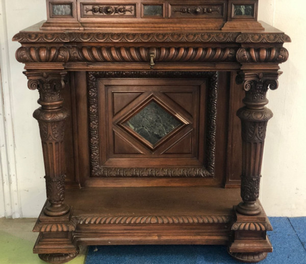 Credenza - buffet - Neo-Renaissance cabinet in Walnut inlaid with Marble, 19th century