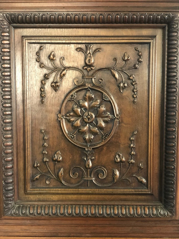 Credenza - buffet - Neo-Renaissance cabinet in Walnut inlaid with Marble, 19th century