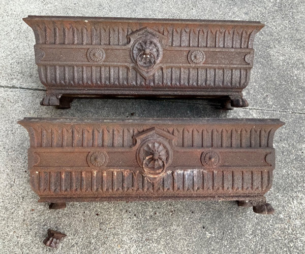 Important Pair Of 19th Century Cast Iron Claw Foot Planters - L 100 Cm