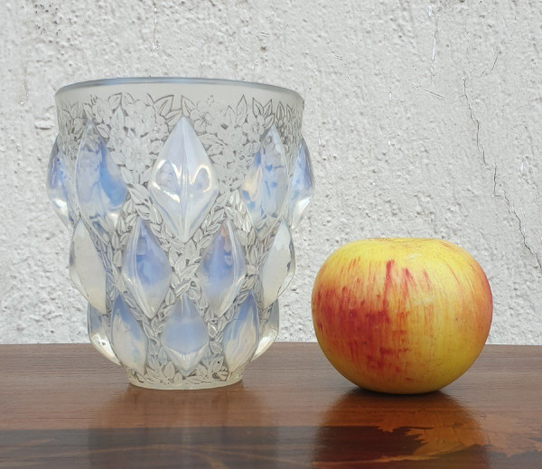 R Lalique, Rampillon Vase, 20th Century