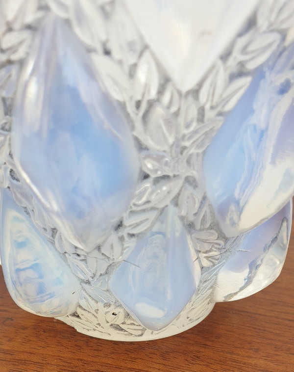 R Lalique, Rampillon Vase, 20th Century