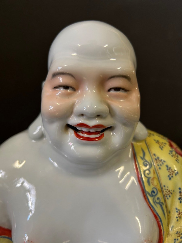 Buddha - Budai - Putai Rieur Porcellana smaltata in policromia Cina Inizio XX secolo