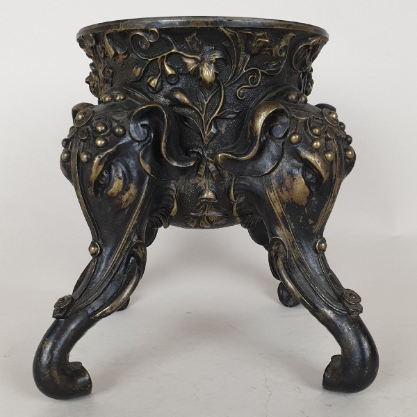 Bronze Cup Foot, With Elephant Heads, 19th Century