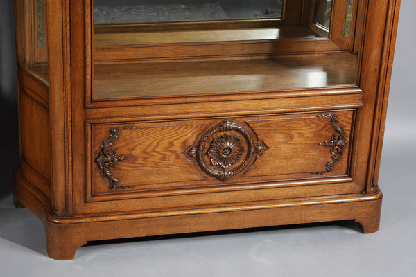 Pair of Regency-style display cabinet