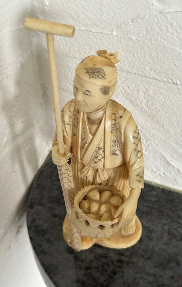 Okimono - Netsuke Sculpture En Ivoire Du Japon Fin XIXéme