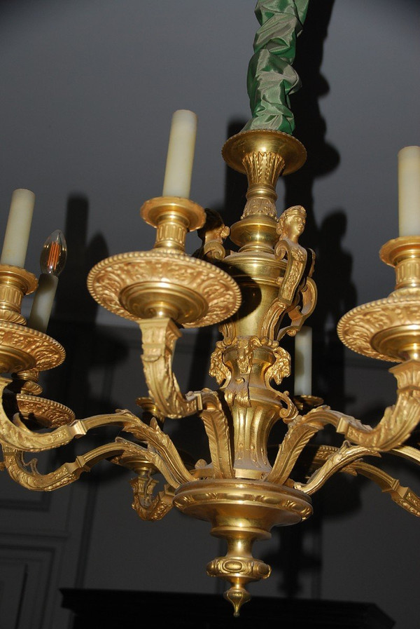 Mazarin, importante lampadario in bronzo dorato in stile Luigi XIV