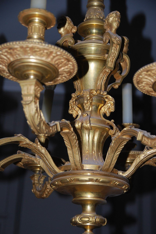 Mazarin, importante lampadario in bronzo dorato in stile Luigi XIV